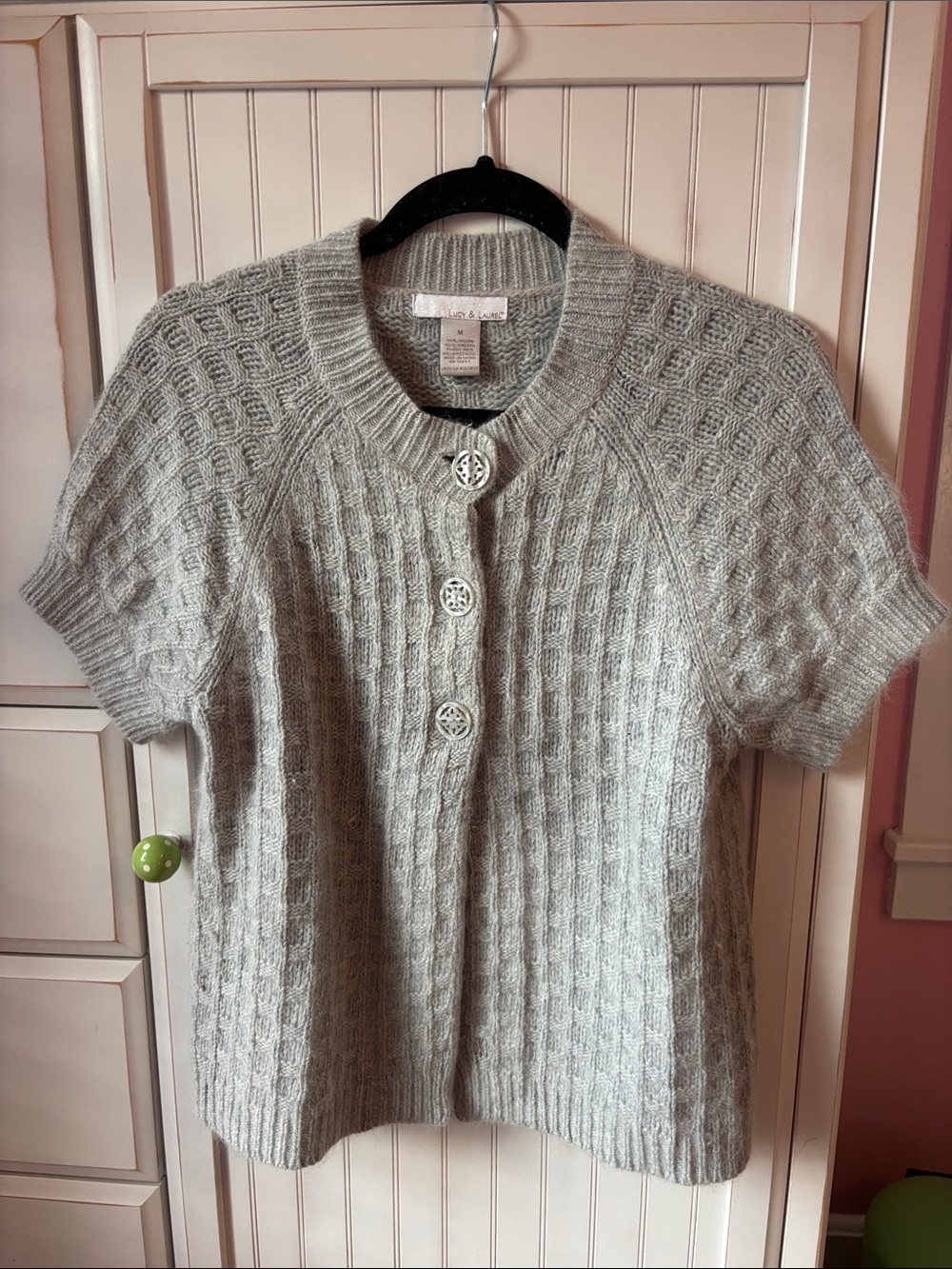 Short-Sleeve Cable Knit Sweater - Light Gray